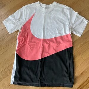 Nike T shirt size medium